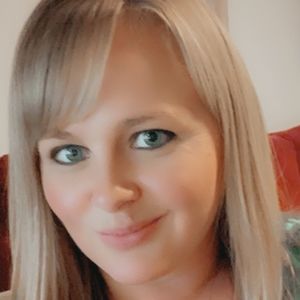 Meet your Posher, Sheana